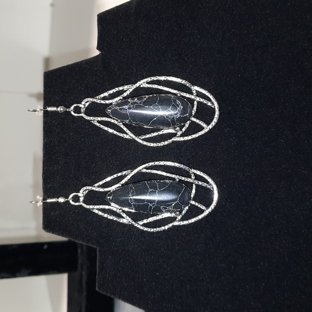 Artisan Tears black/ silver tone earrings Bundle and save 5 for 30 or 1 for 10